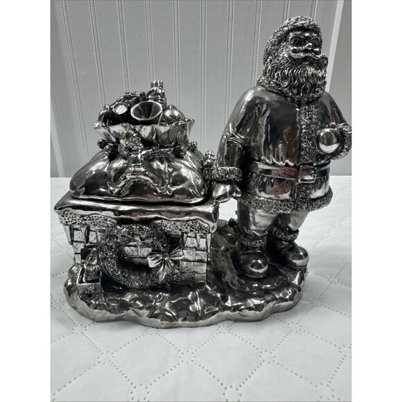 Silver Plated Santa And Chimney Candy Dish. Great Addition To Your Holiday Decor - Picture 7 of 16